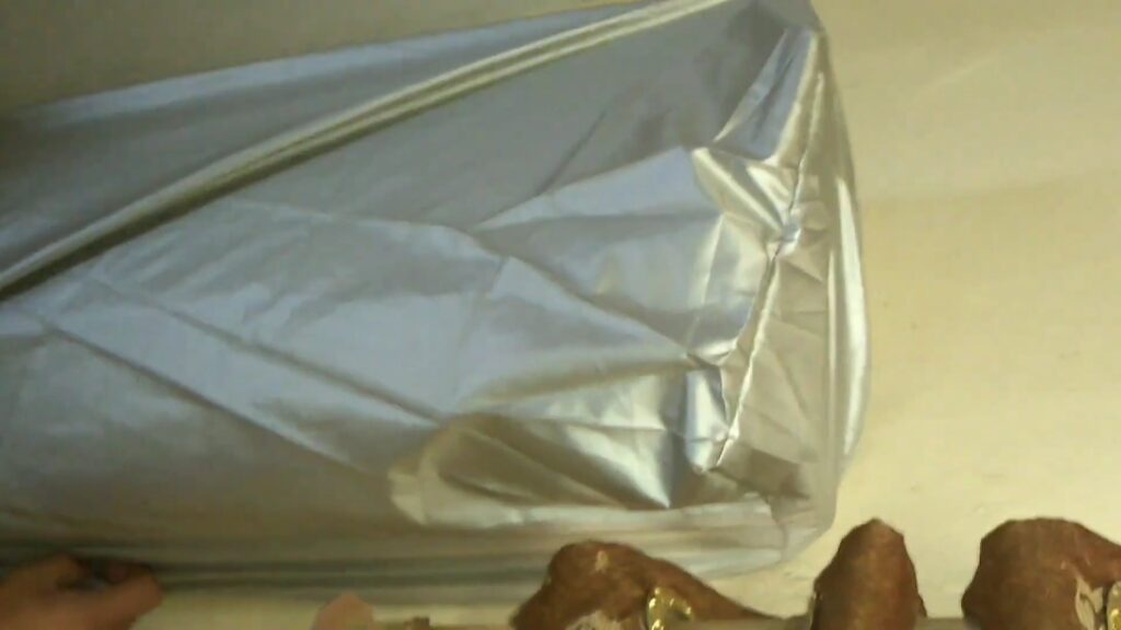 dust cover size